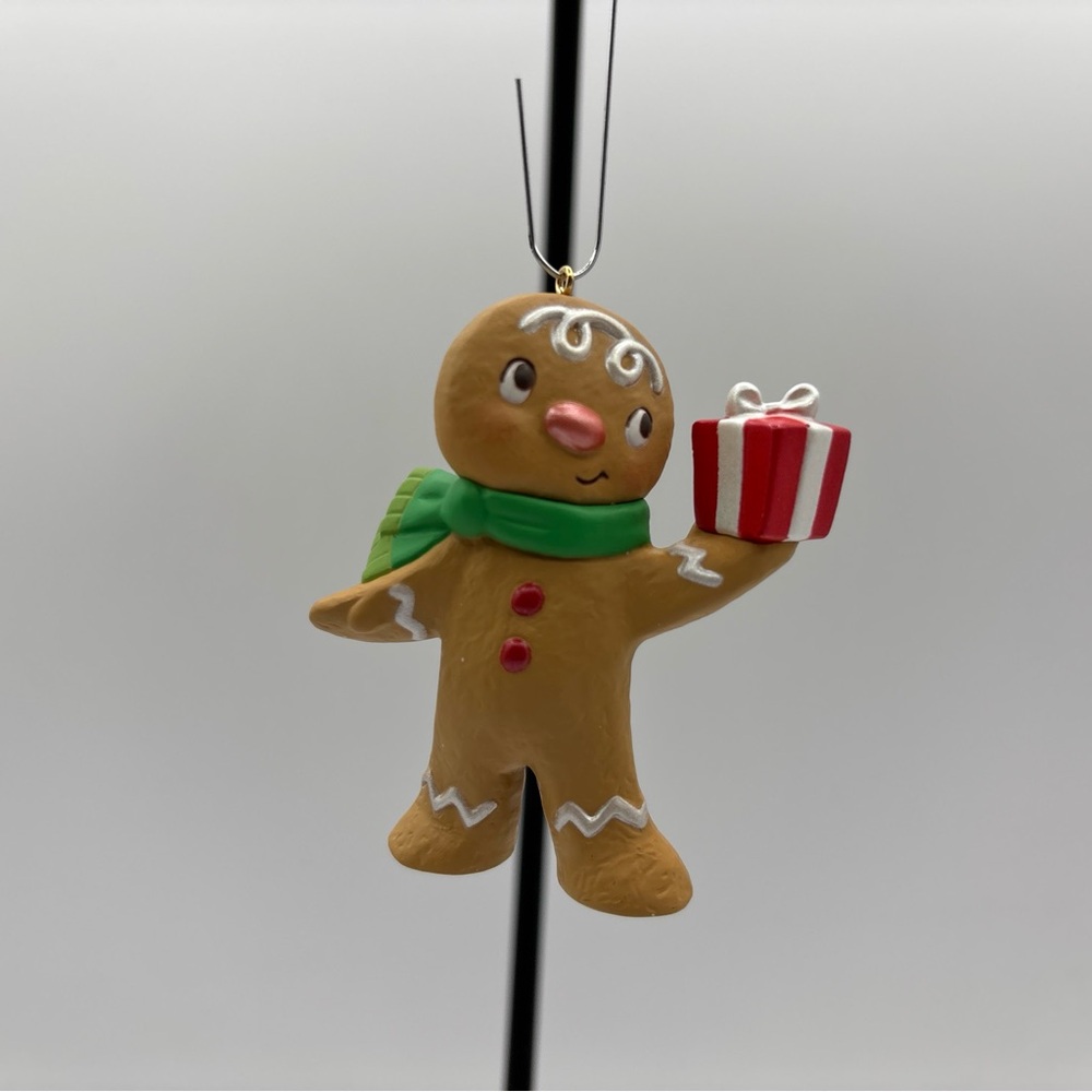 Hallmark Keepsake 2012 One Sweet Cookie Special Edition Christmas Tree Ornament